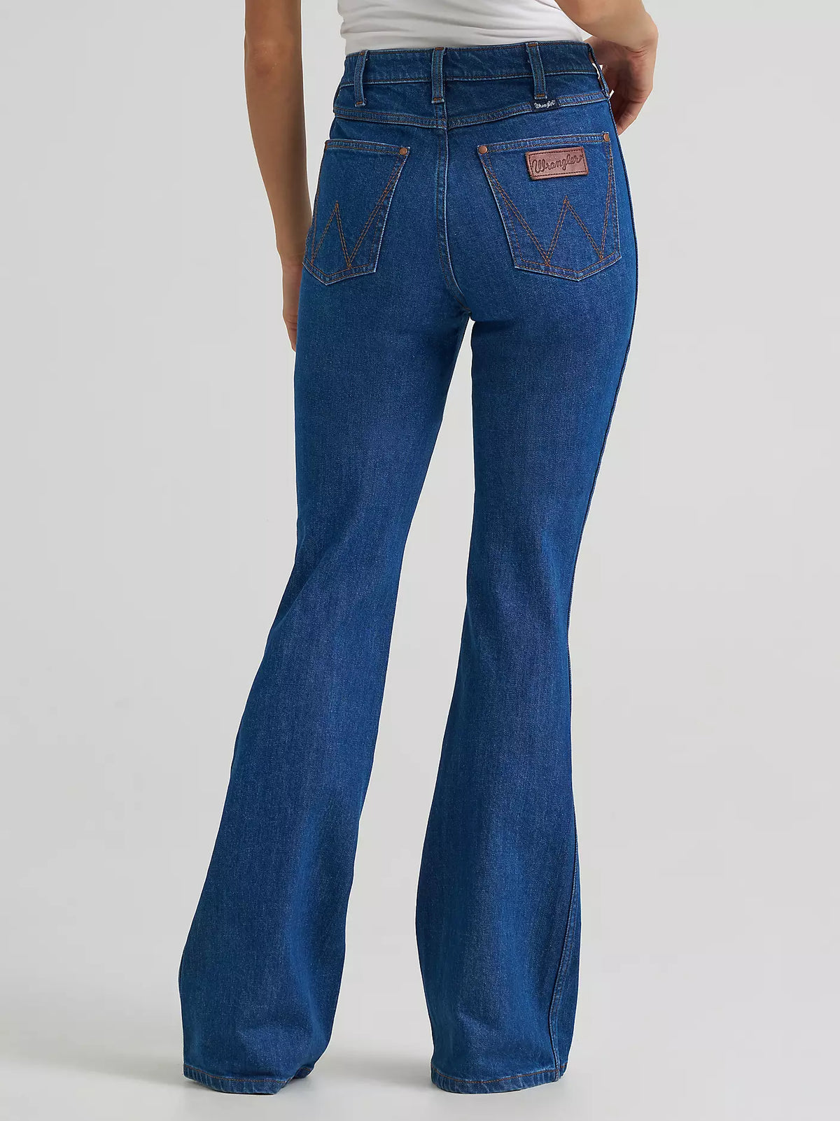 Jeans à gratte-ciel pour femmes Wrangler Retro® Bailey Fashion High Rise