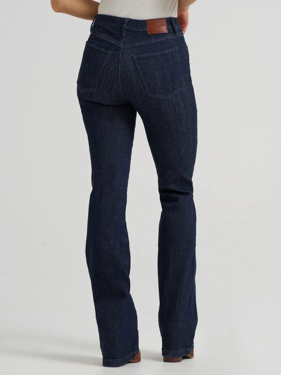 Wrangler Jeans Femme Bespoke bootcut à Couture Pincée