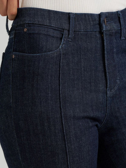 Wrangler Jeans Femme Bespoke bootcut à Couture Pincée