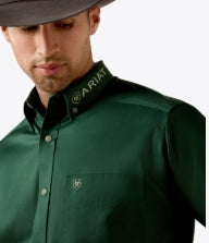 Chemise classique en sergé avec le logo MNS - VERT