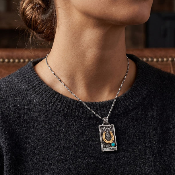 Wrangler Collier pendentif de plaques en fer à cheval et turquoise Western
