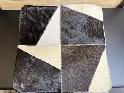 Shack Story Housse de Coussin en peau de vache 15x15