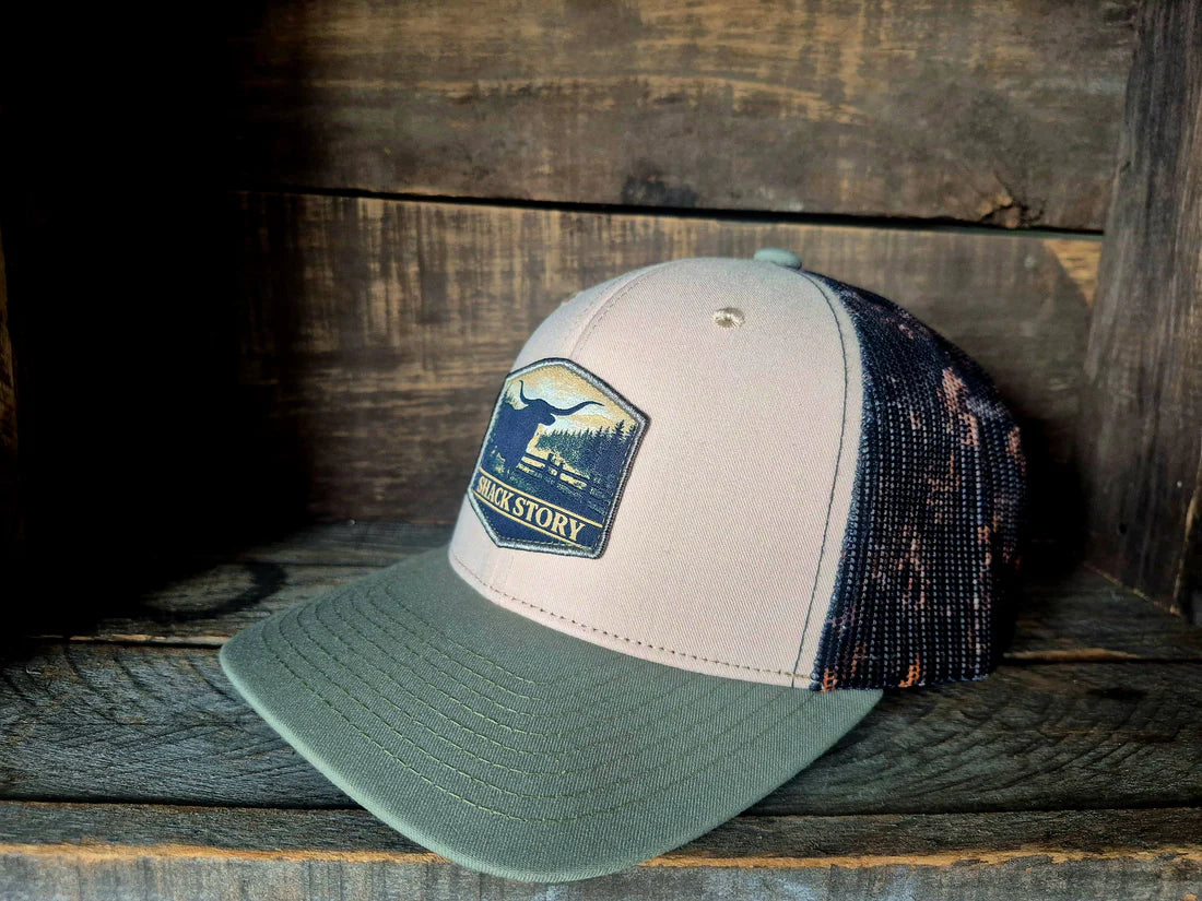 Shack Story Cap | Écusson Longhorn | Maillage camouflage